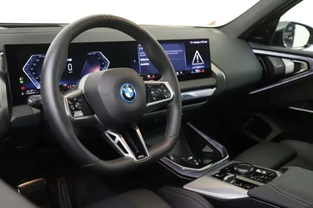 BMW X3 (2025) thumbnail 3