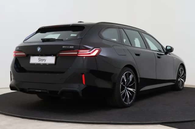 BMW i5 (2025) thumbnail 2