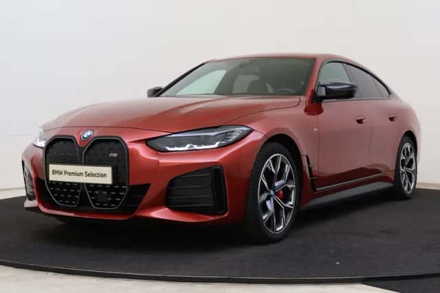 BMW i4 (2023) thumbnail 1