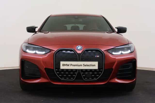BMW i4 (2023) thumbnail 4