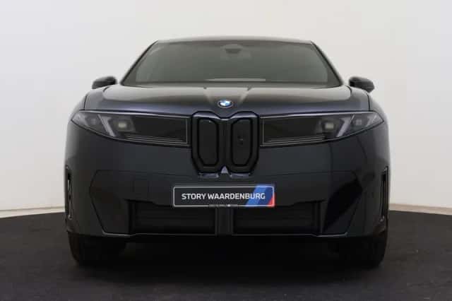 BMW iX3 (2026) thumbnail 4