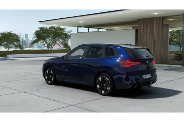 BMW X3 (2026) thumbnail 2