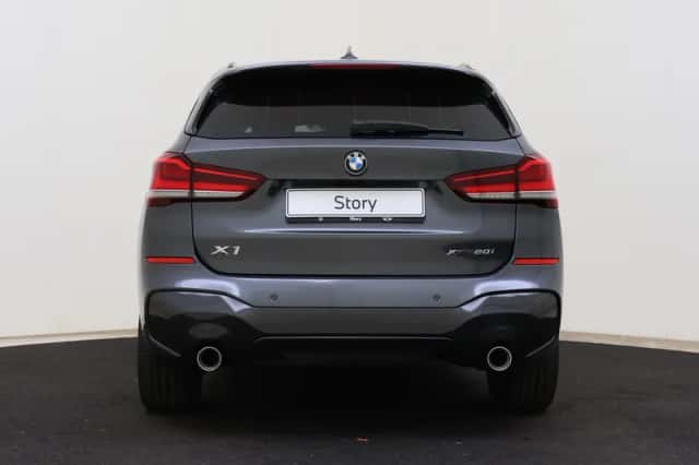 BMW X1 (2019) thumbnail 5