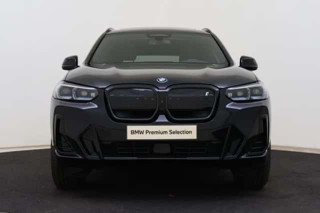 BMW iX3 (2023) thumbnail 4