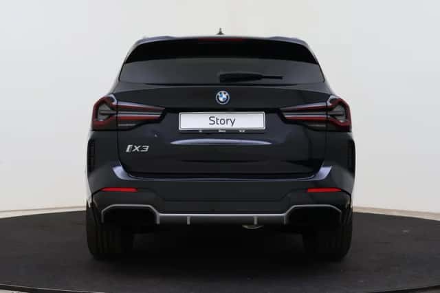 BMW iX3 (2023) thumbnail 5