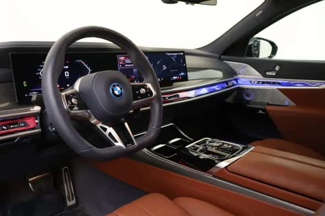 BMW 7-Serie (2025) thumbnail 3