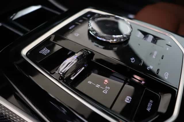 BMW 7-Serie (2025) thumbnail 6