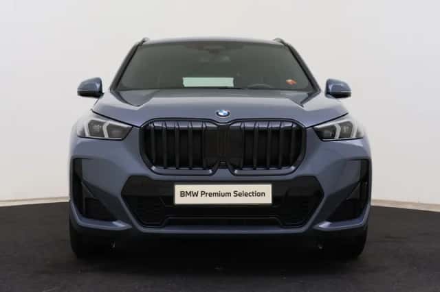 BMW X1 (2022) thumbnail 4