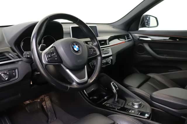 BMW X1 (2019) thumbnail 3