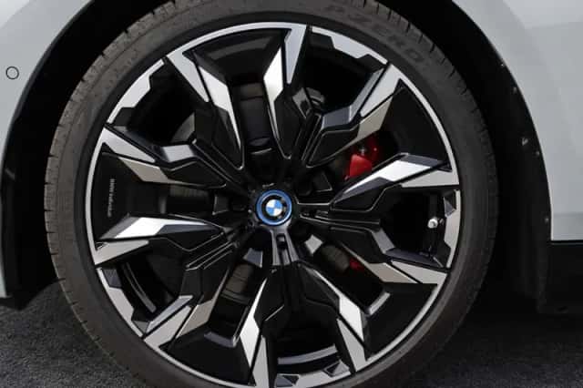 BMW 5-Serie (2026) thumbnail 4
