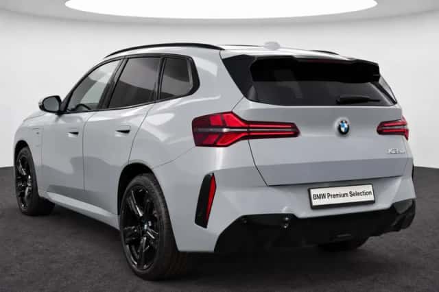 BMW X3 (2026) thumbnail 2