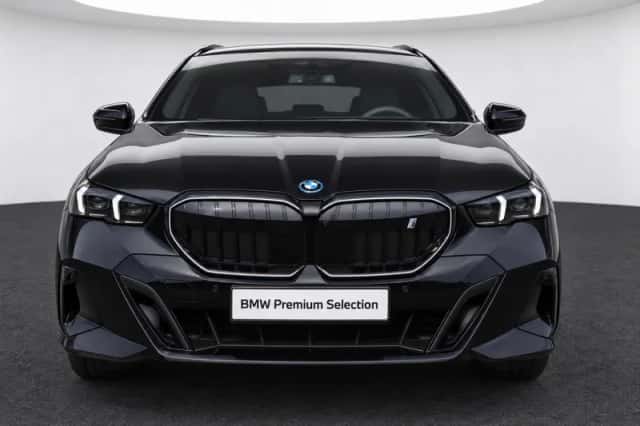 BMW i5 (2026) thumbnail 6