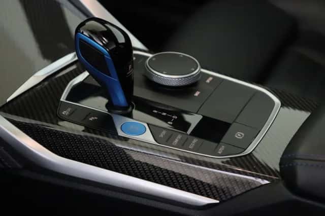 BMW i4 (2022) thumbnail 6