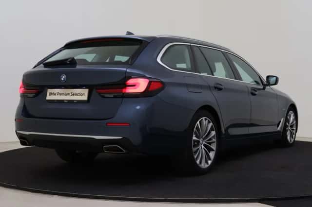 BMW 5-Serie (2023) thumbnail 2