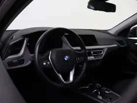 BMW 1-Serie (2021) thumbnail 3