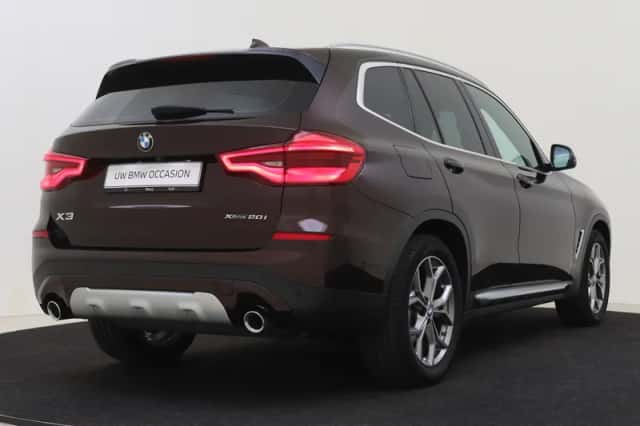 BMW X3 (2018) thumbnail 2