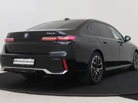 BMW 7-Serie (2024) thumbnail 2