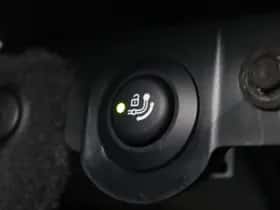 BMW X6 (2018) thumbnail 79