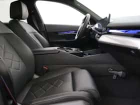 BMW 5-Serie (2025) thumbnail 18