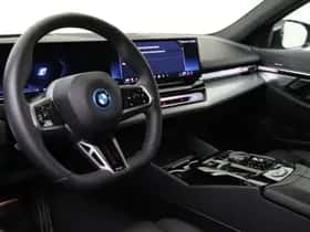 BMW 5-Serie (2025) thumbnail 3