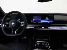 BMW i7 (2026) thumbnail 26