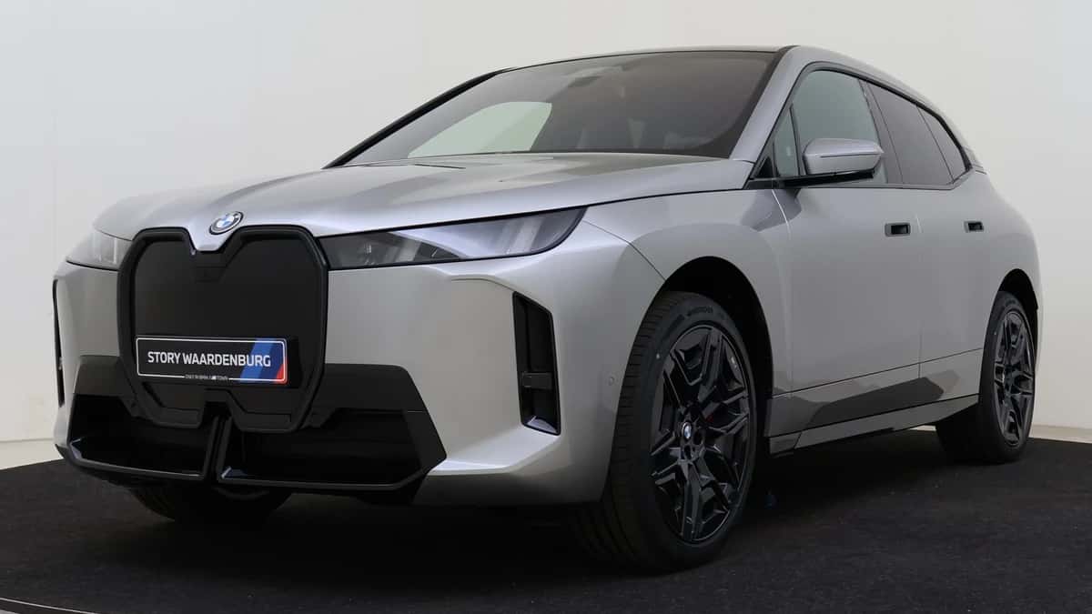 BMW iX (2026) — foto 1