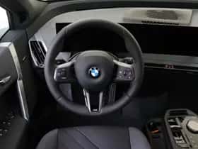 BMW iX (2026) thumbnail 26