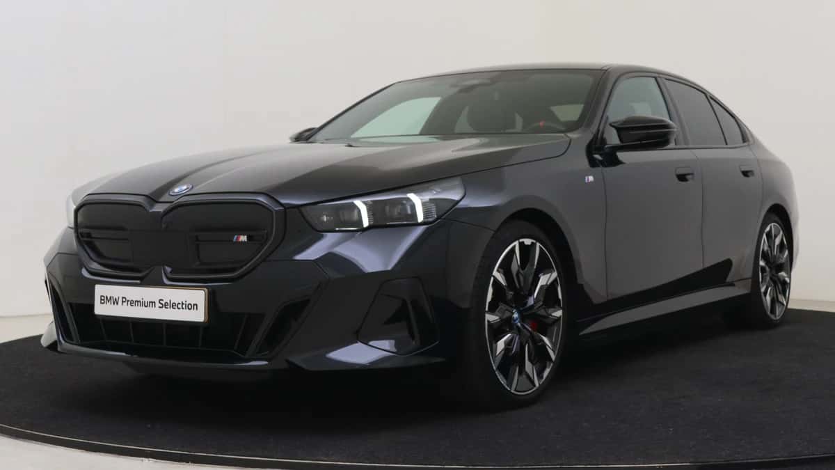 BMW i5 (2024) — foto 1