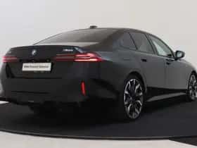 BMW i5 (2024) thumbnail 2