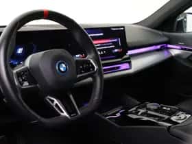 BMW i5 (2024) thumbnail 3