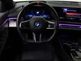 BMW i5 (2024) thumbnail 28