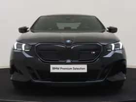 BMW i5 (2024) thumbnail 4
