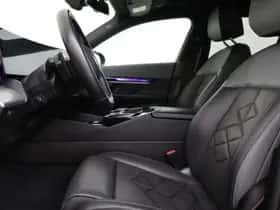 BMW i5 (2024) thumbnail 9
