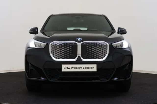 BMW iX1 (2025) thumbnail 4