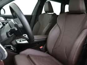 BMW iX1 (2025) thumbnail 8