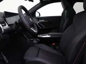 BMW iX2 (2026) thumbnail 12