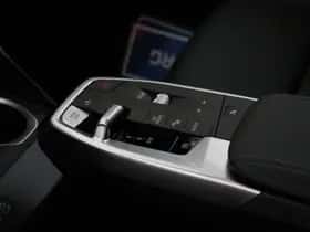 BMW iX2 (2026) thumbnail 6