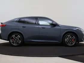BMW iX2 (2026) thumbnail 7