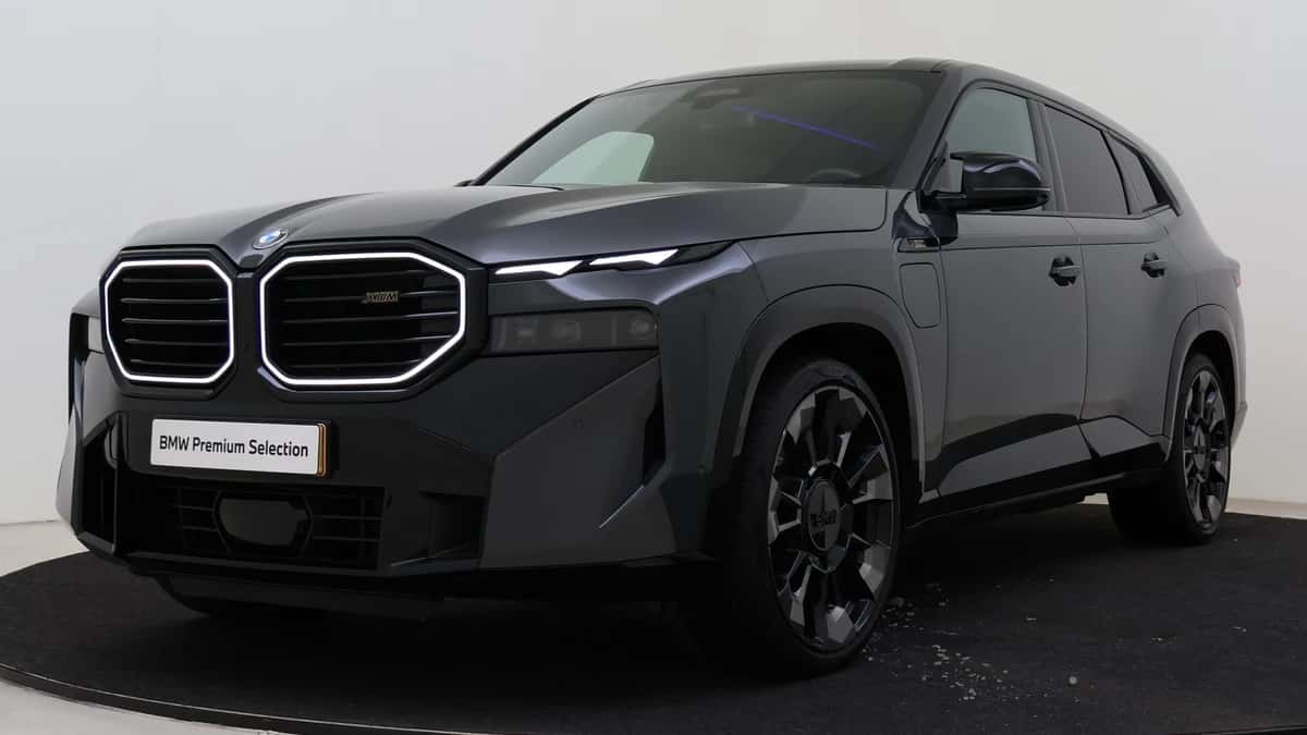 BMW XM (2023) — foto 1