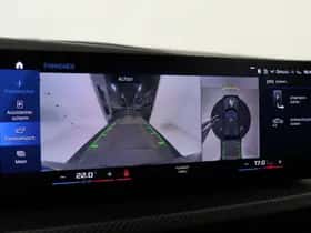 BMW XM (2023) thumbnail 64