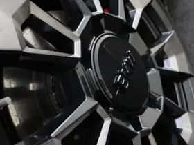 BMW XM (2023) thumbnail 74
