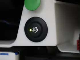 BMW XM (2023) thumbnail 80