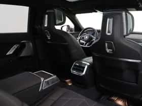 BMW i7 (2024) thumbnail 22