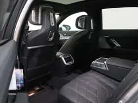 BMW i7 (2024) thumbnail 26