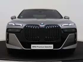 BMW i7 (2024) thumbnail 4
