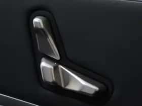BMW i7 (2024) thumbnail 61