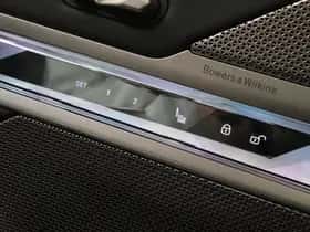 BMW i7 (2024) thumbnail 62