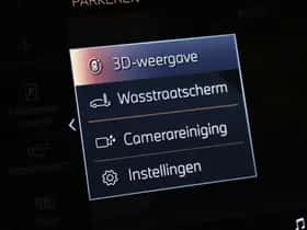 BMW i7 (2024) thumbnail 83