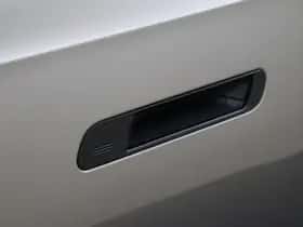 BMW i7 (2024) thumbnail 91