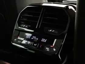 BMW iX (2025) thumbnail 24